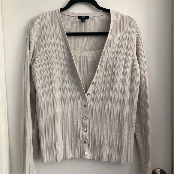 Sweaters - Gap Cardigan Set XL